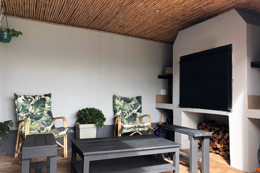 To Let 3 Bedroom Property for Rent in Sunningdale Western Cape